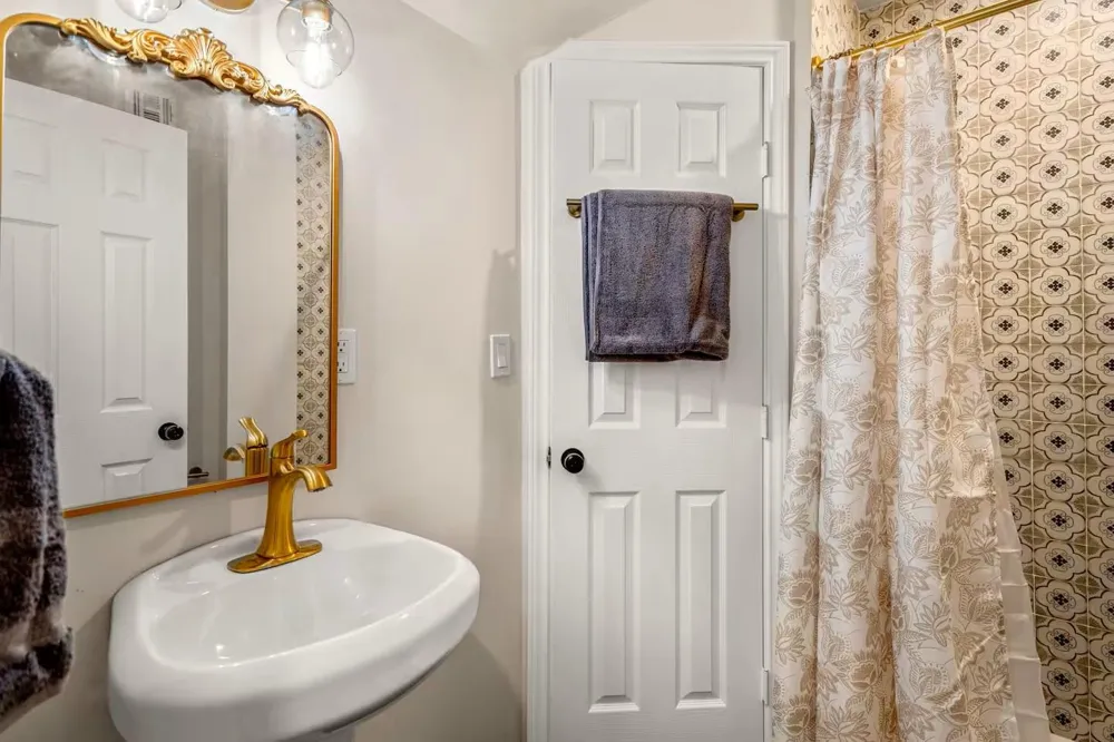 3741 Charleston Street Houston, TX 77021
