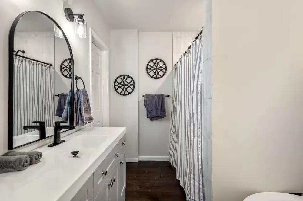 3741 Charleston Street Houston, TX 77021