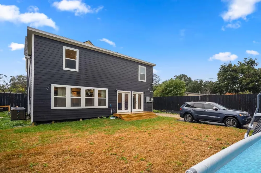 3741 Charleston Street Houston, TX 77021