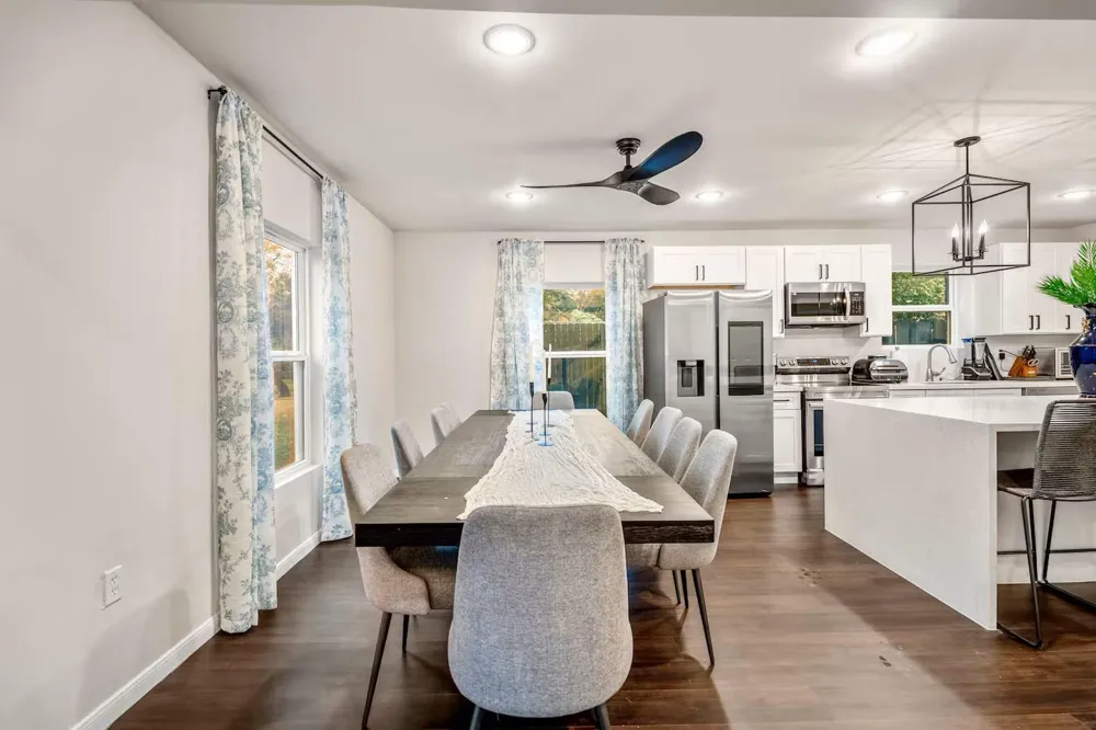 3741 Charleston Street Houston, TX 77021