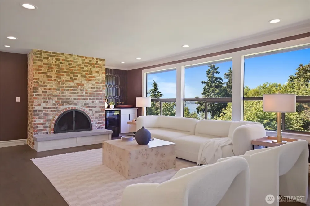 9100 Olympic View Drive Edmonds, WA 98026