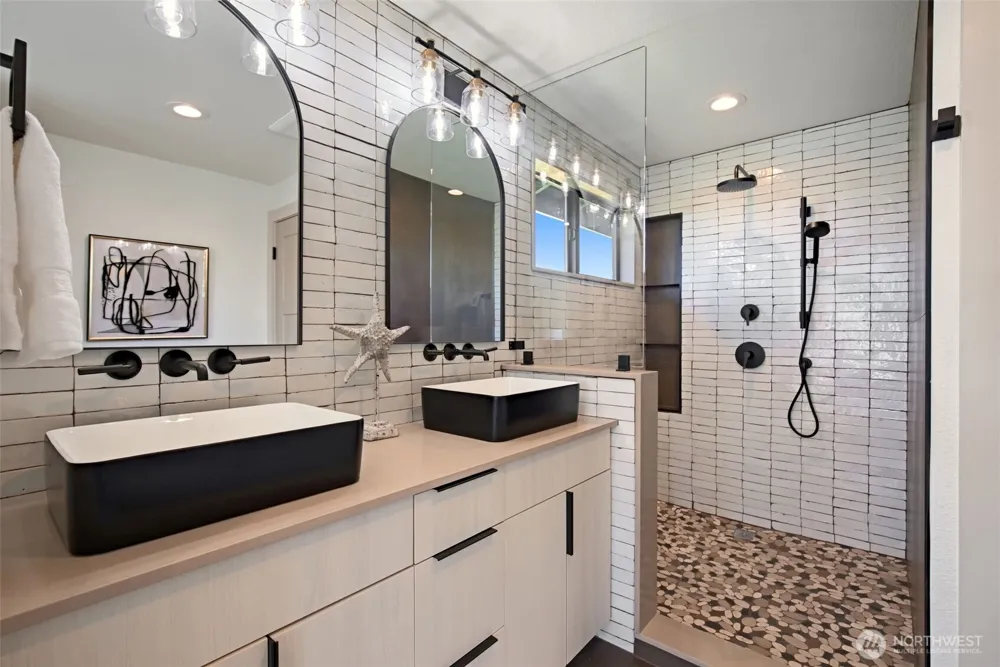 9100 Olympic View Drive Edmonds, WA 98026