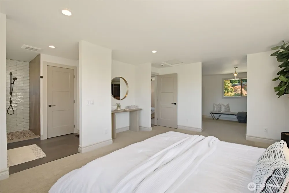 9100 Olympic View Drive Edmonds, WA 98026