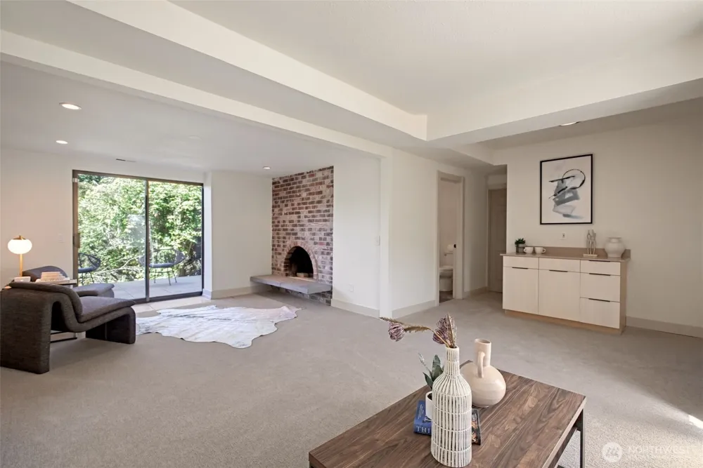 9100 Olympic View Drive Edmonds, WA 98026