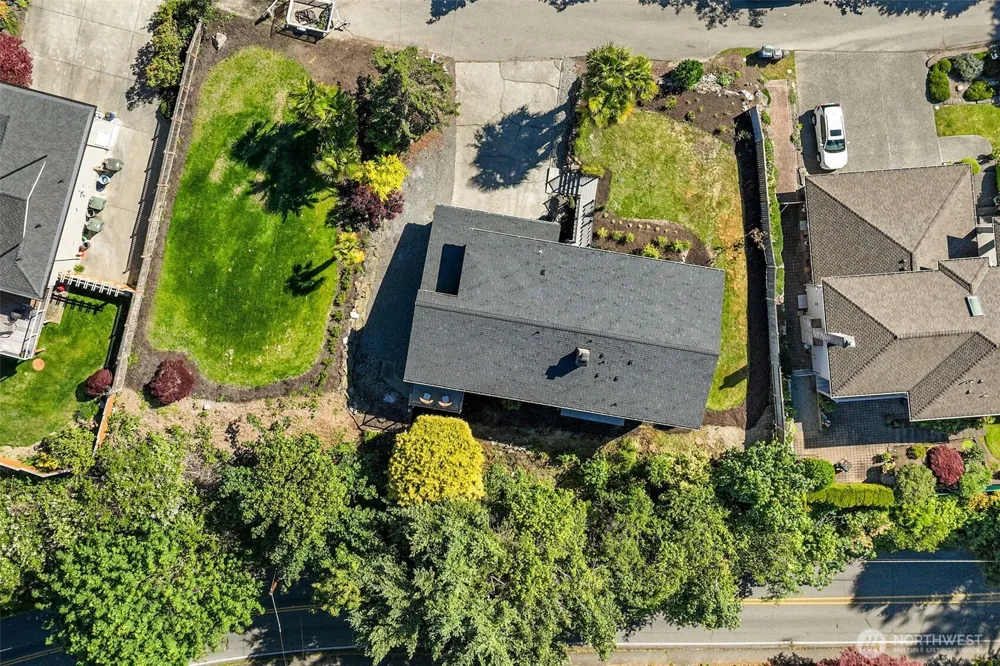 9100 Olympic View Drive Edmonds, WA 98026