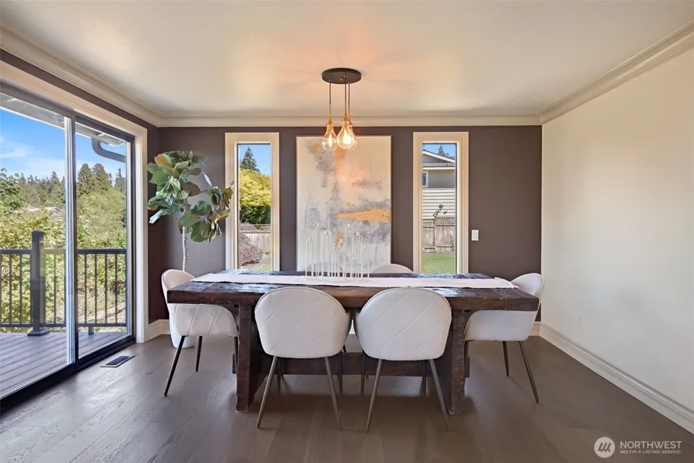 9100 Olympic View Drive Edmonds, WA 98026