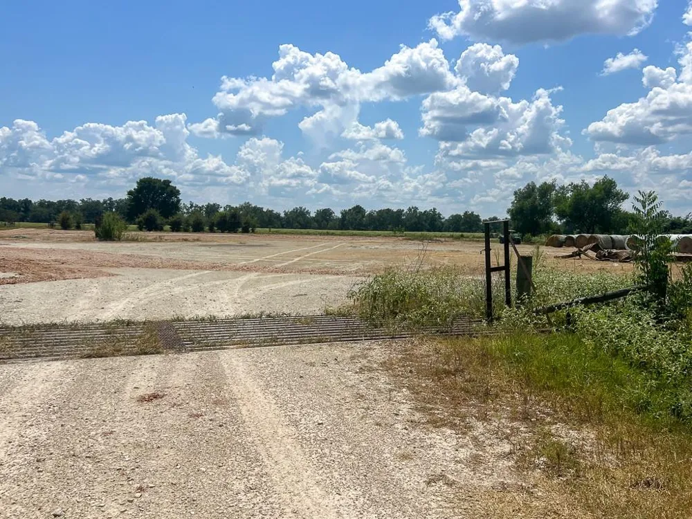 327 Fm 2548 Midway, TX 75852