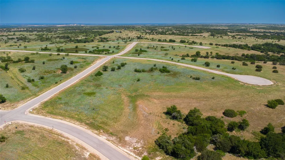 51 Cougar Mountain Estates Cresson, TX 76049