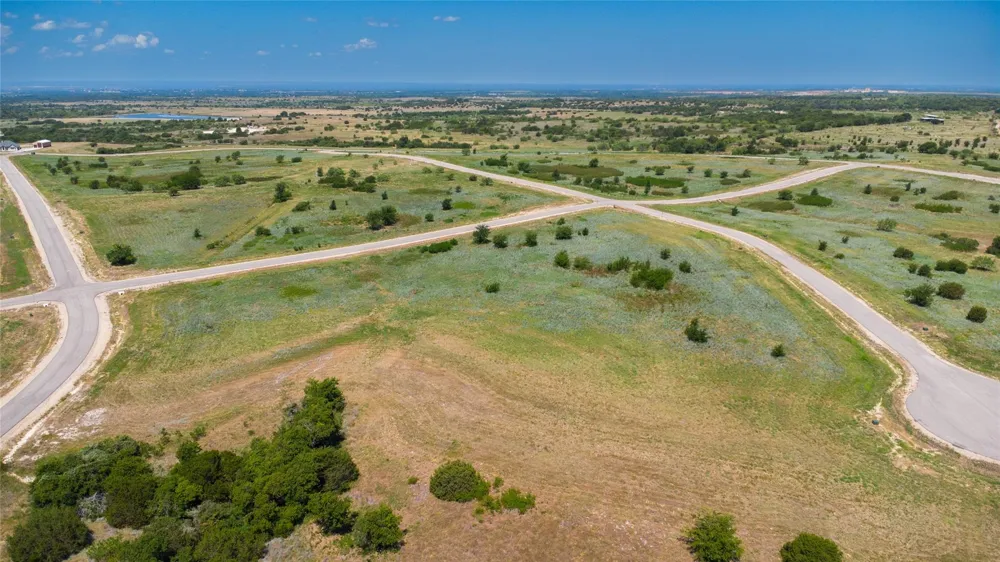 51 Cougar Mountain Estates Cresson, TX 76049