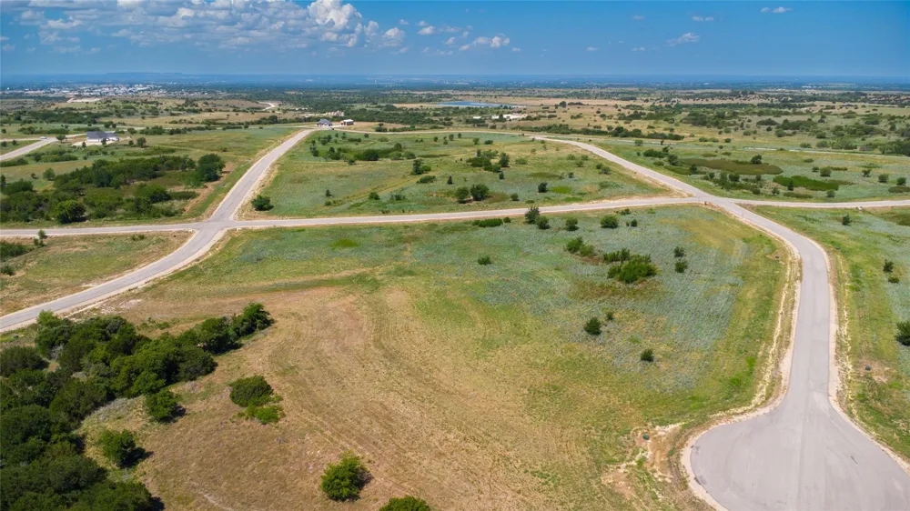 51 Cougar Mountain Estates Cresson, TX 76049