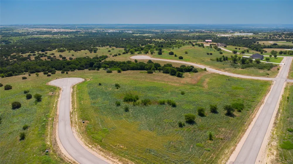 51 Cougar Mountain Estates Cresson, TX 76049