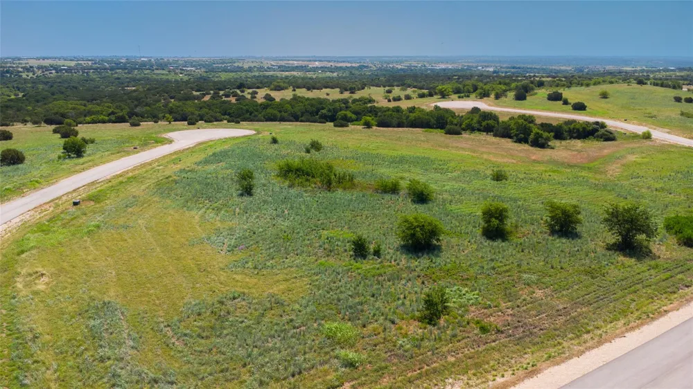 51 Cougar Mountain Estates Cresson, TX 76049