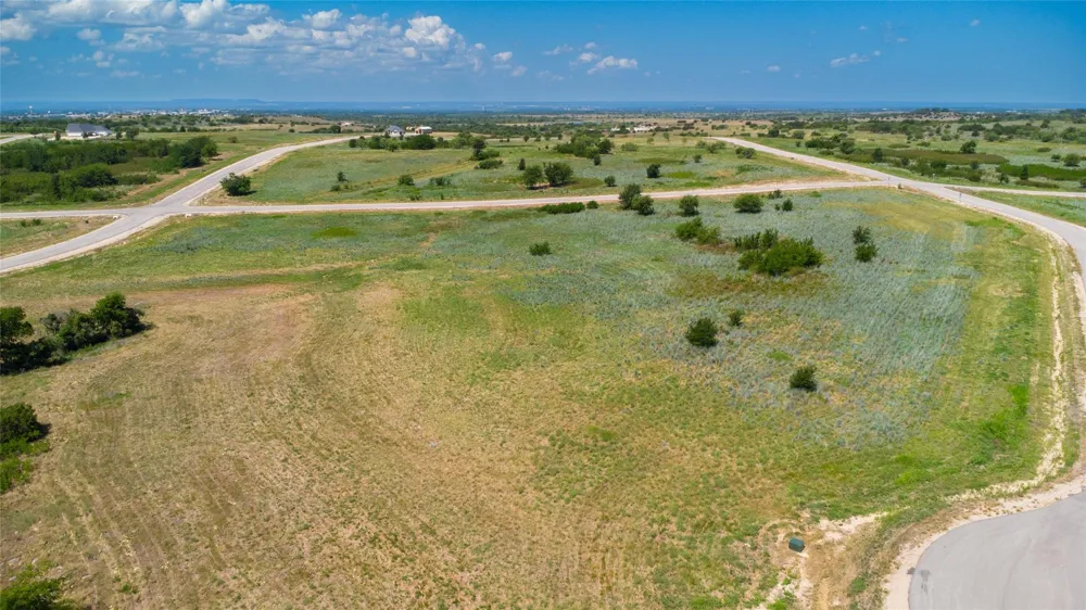 51 Cougar Mountain Estates Cresson, TX 76049