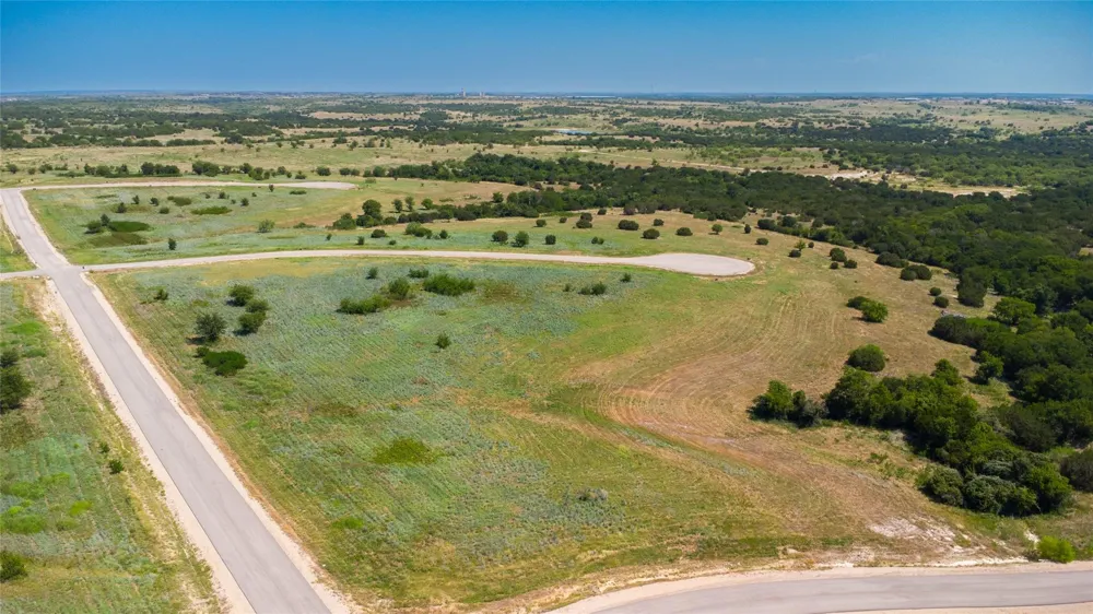 51 Cougar Mountain Estates Cresson, TX 76049