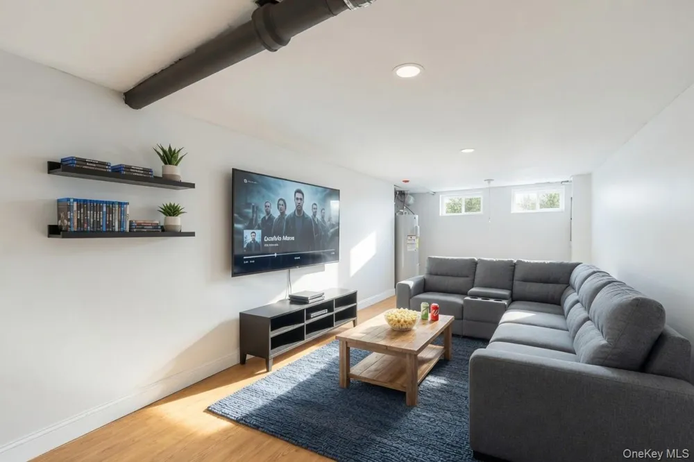 10 Curlin Lane Saint James, NY 11780