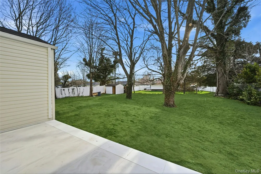 10 Curlin Lane Saint James, NY 11780