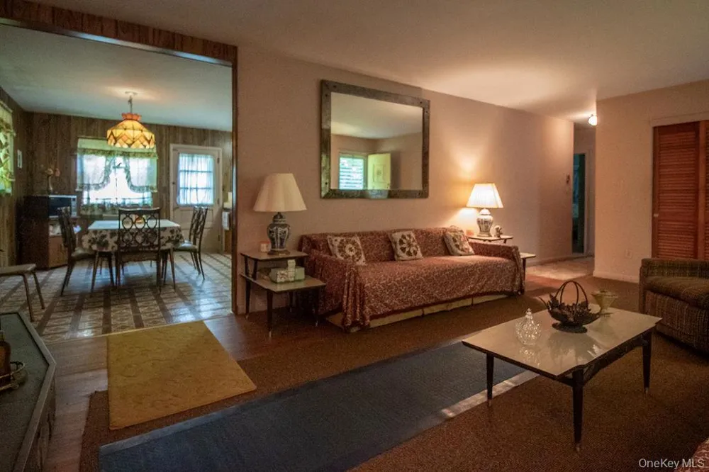 810 Ulster Heights Road Ellenville, NY 12428