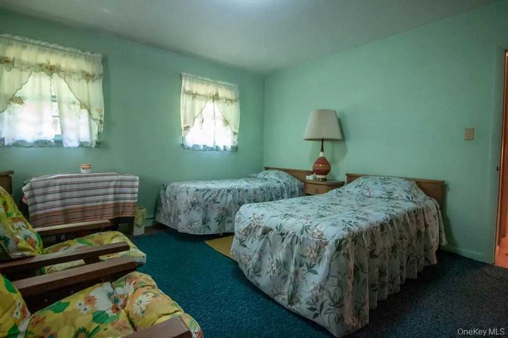 810 Ulster Heights Road Ellenville, NY 12428