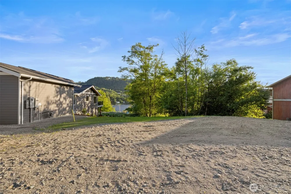 18158 Freedom Lane Mount Vernon, WA 98274
