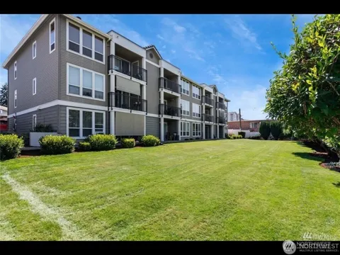 625 Jackson Avenue #B36
