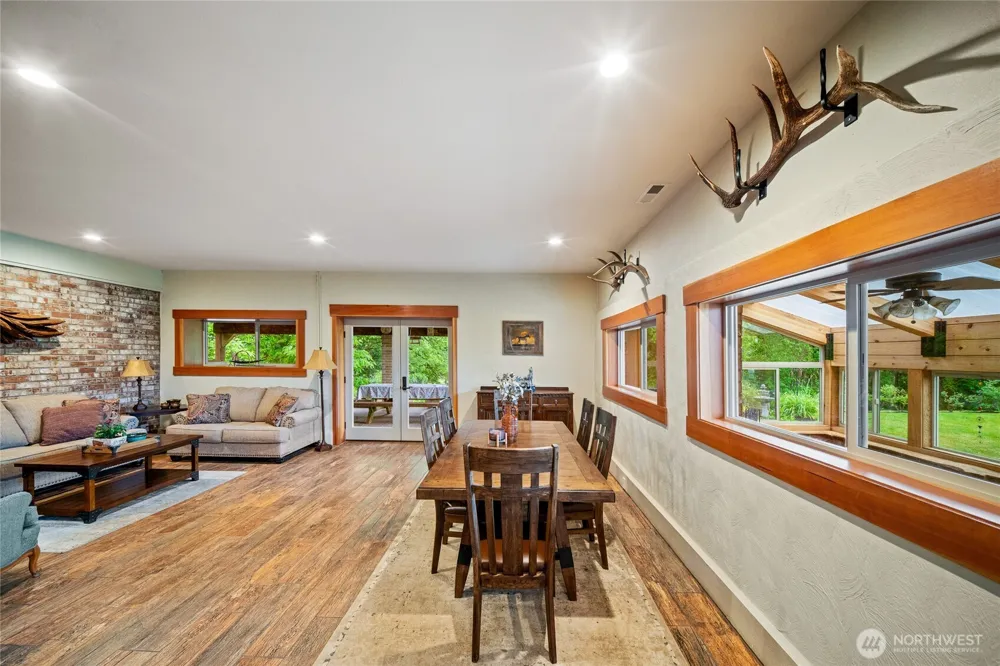 238 Bush Creek Road Elma, WA 98541