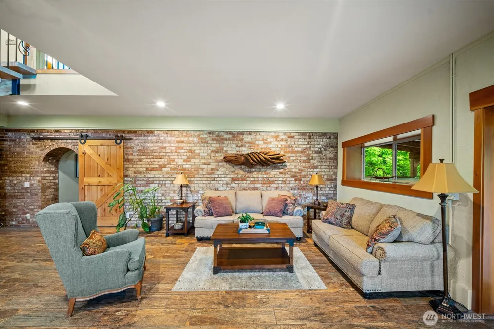 238 Bush Creek Road Elma, WA 98541
