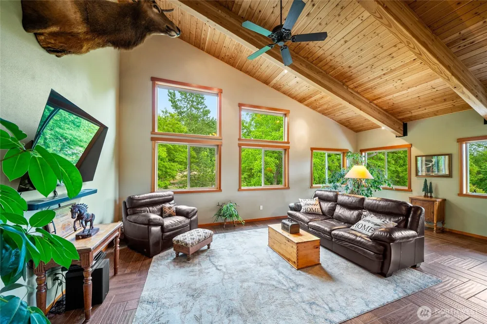 238 Bush Creek Road Elma, WA 98541