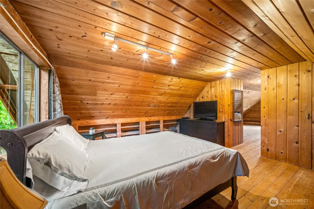238 Bush Creek Road Elma, WA 98541