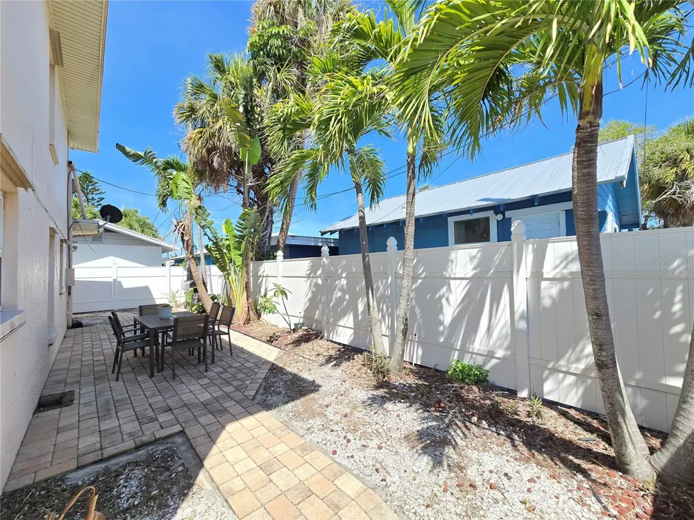 525 73RD AVENUE #2 St Pete Beach, FL 33706