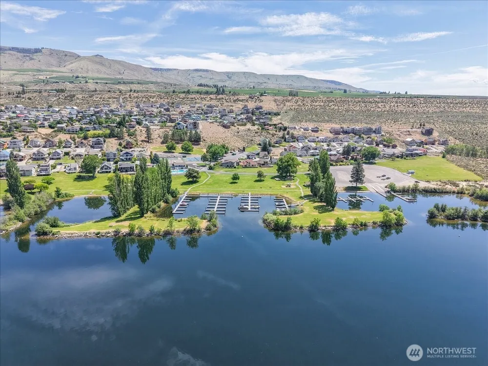 400 W Emerson Drive Orondo, WA 98843