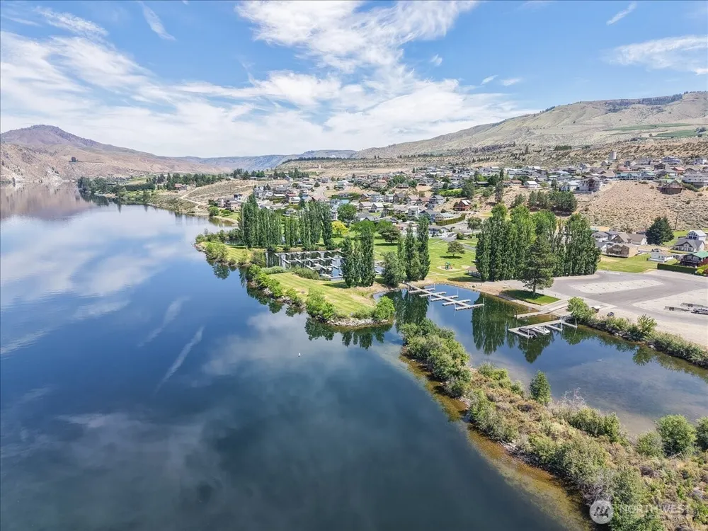 400 W Emerson Drive Orondo, WA 98843