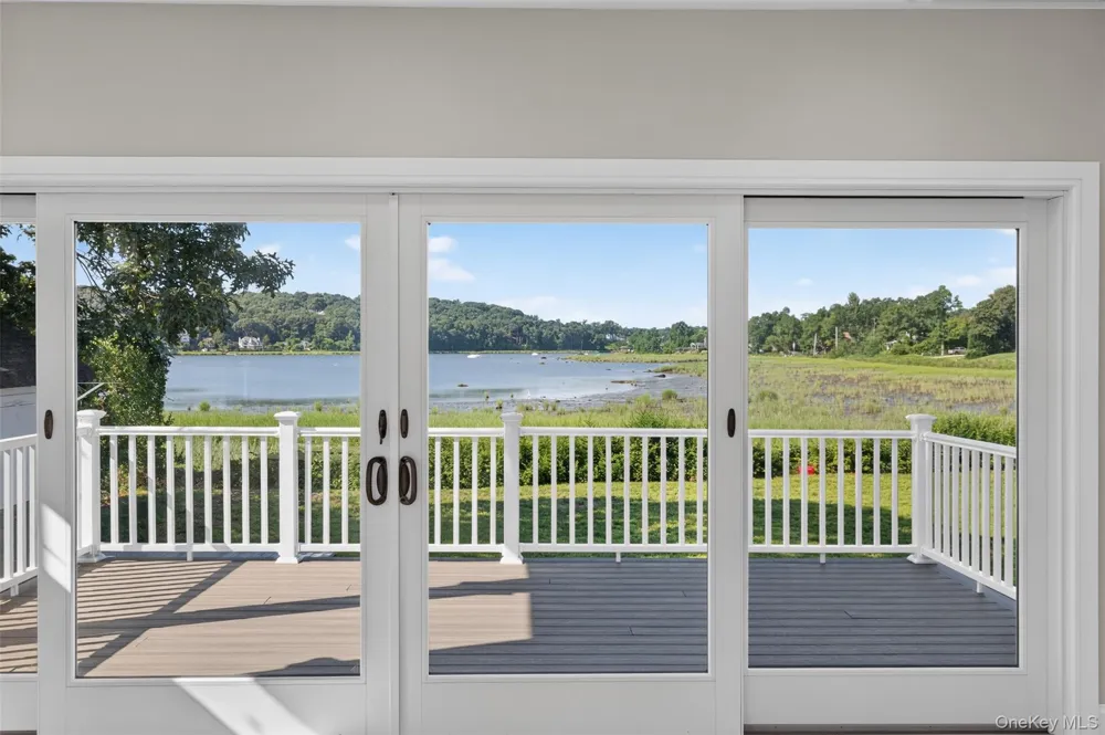 35 Adams Avenue Bayville, NY 11709