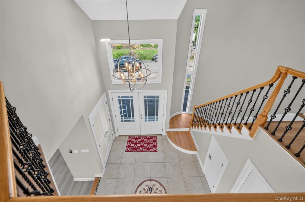 35 Adams Avenue Bayville, NY 11709