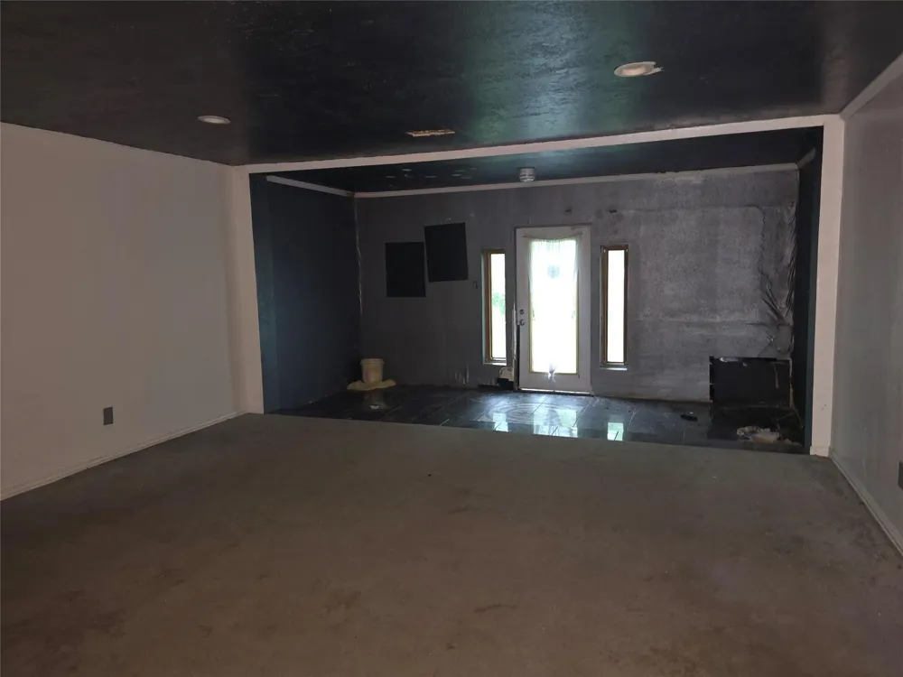 1424 Park Drive Channelview, TX 77530