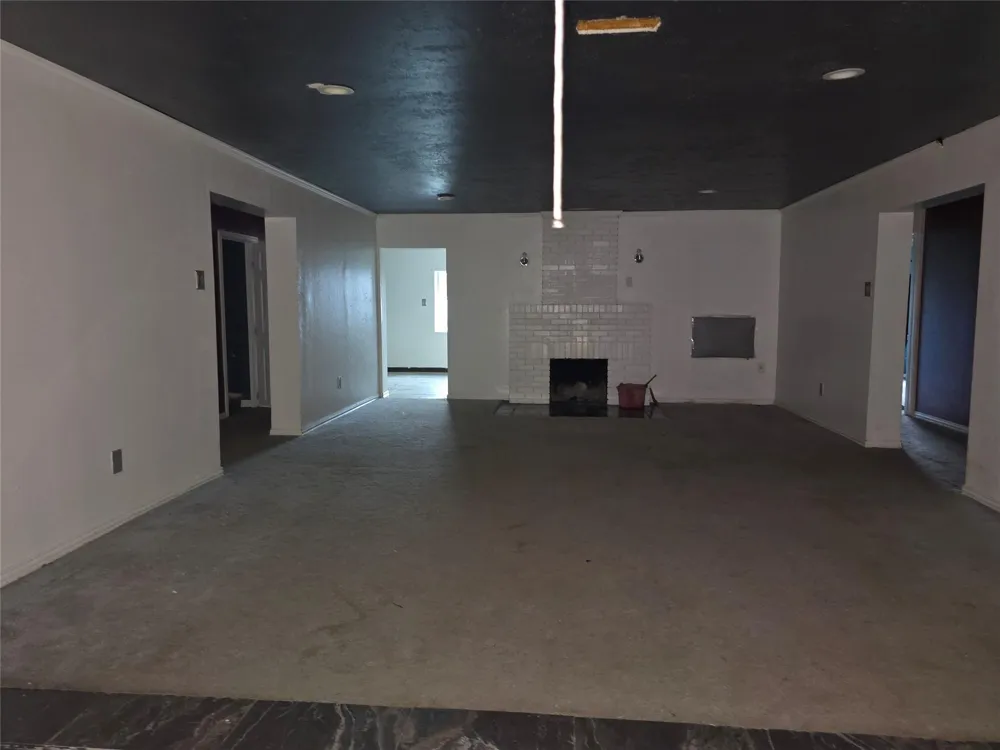 1424 Park Drive Channelview, TX 77530