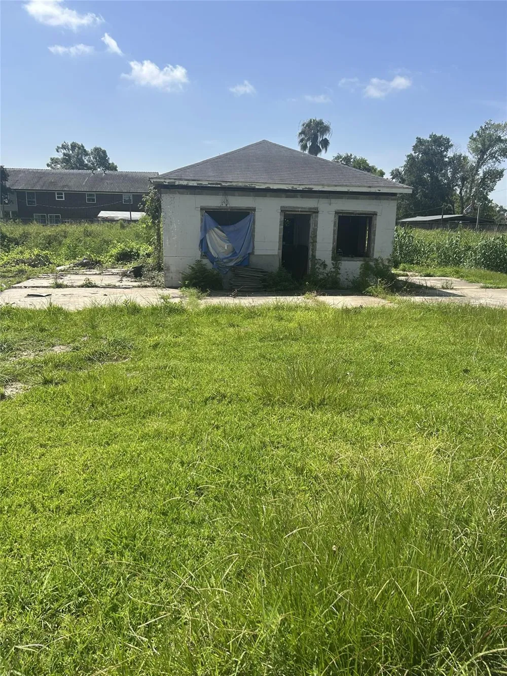 1424 Park Drive Channelview, TX 77530