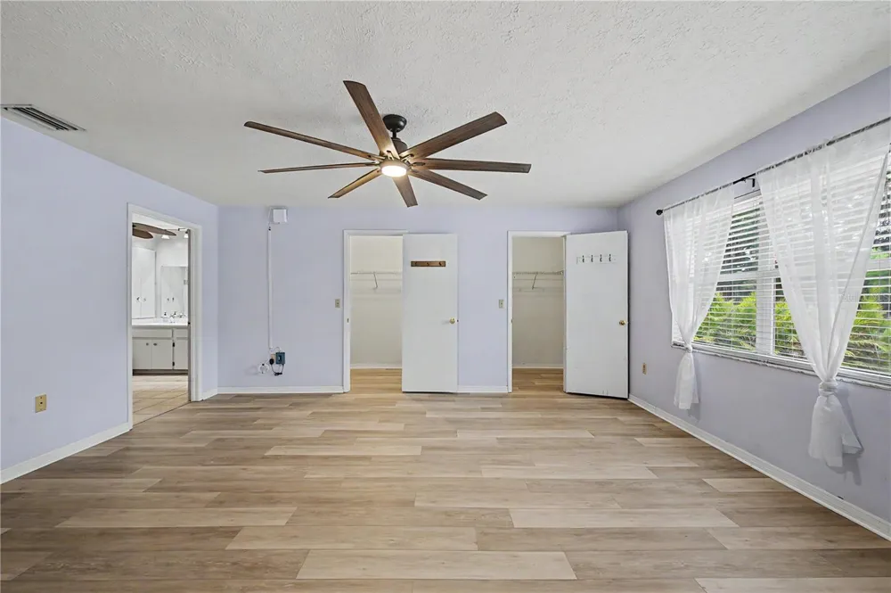 5242 COUNTY LINE ROAD Lakeland, FL 33811