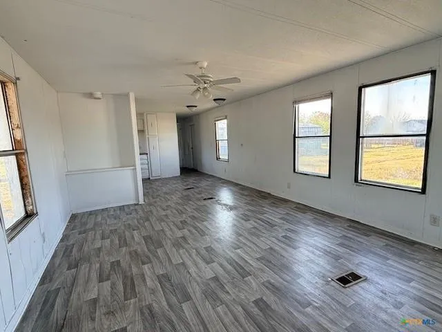135 Creekway Lane Seguin, TX 78155