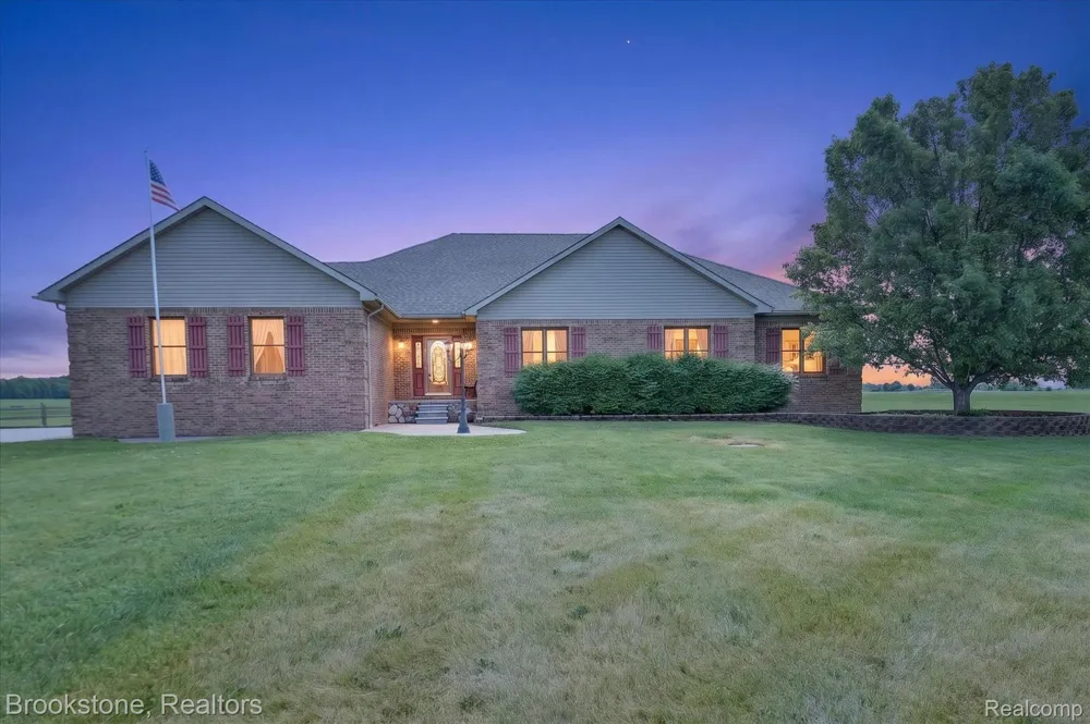 75230 Cryderman Road Richmond Township, MI 48062