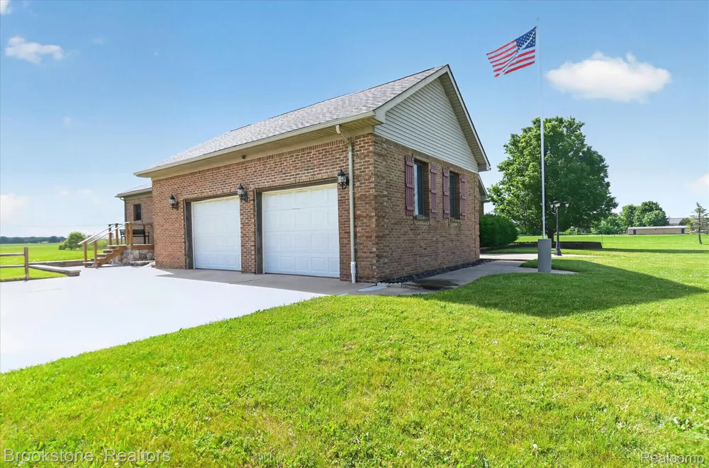 75230 Cryderman Road Richmond Township, MI 48062
