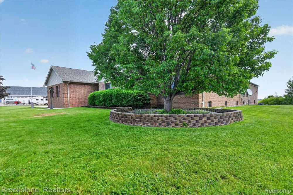 75230 Cryderman Road Richmond Township, MI 48062