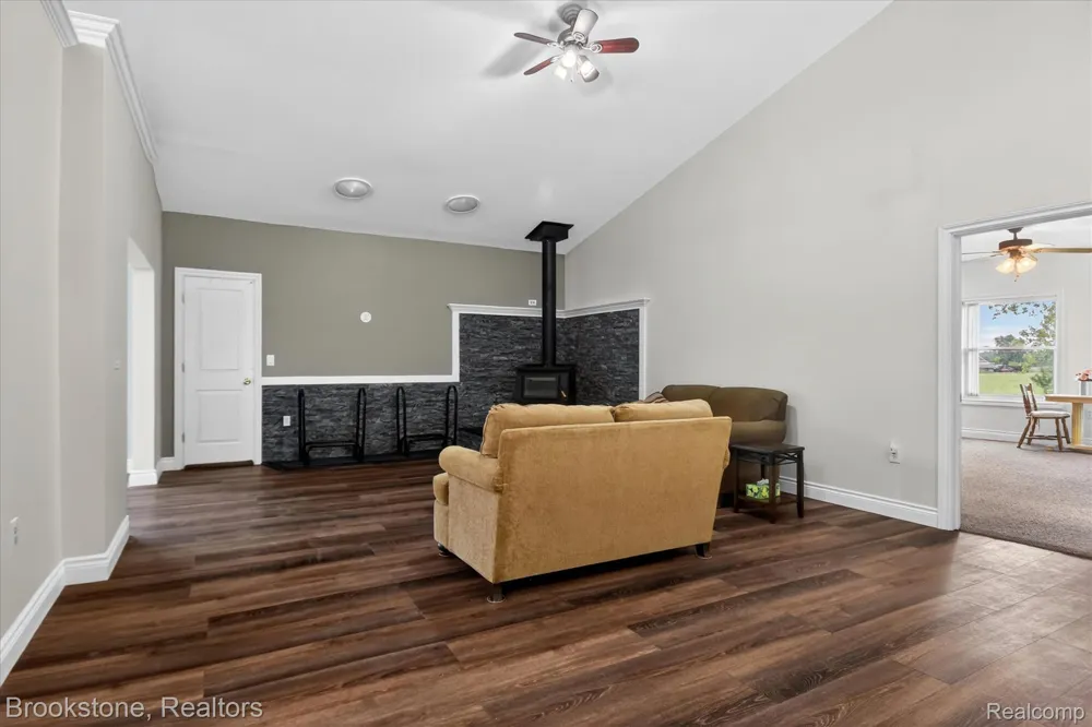 75230 Cryderman Road Richmond Township, MI 48062