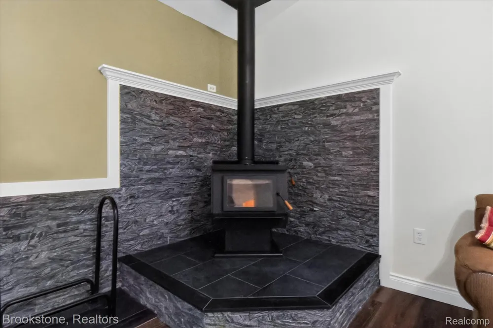 75230 Cryderman Road Richmond Township, MI 48062