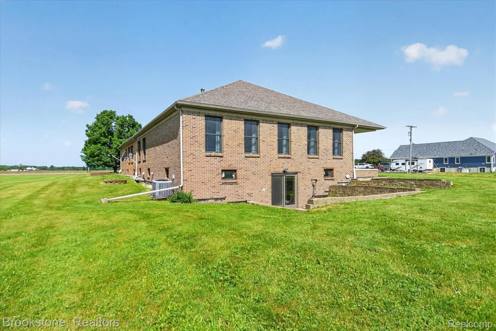 75230 Cryderman Road Richmond Township, MI 48062