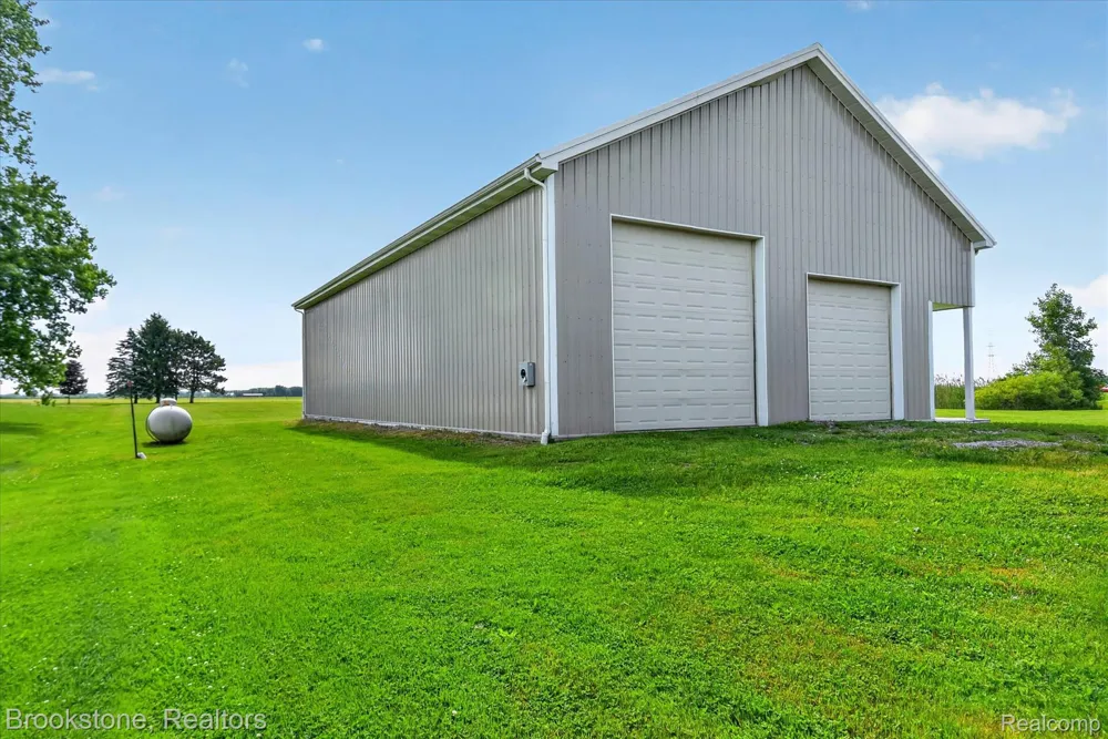 75230 Cryderman Road Richmond Township, MI 48062