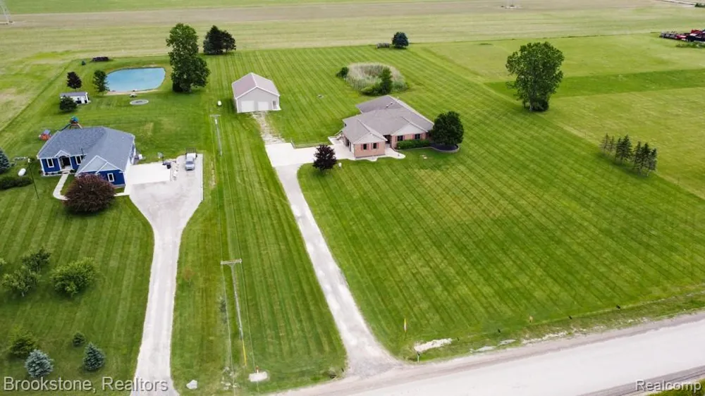 75230 Cryderman Road Richmond Township, MI 48062