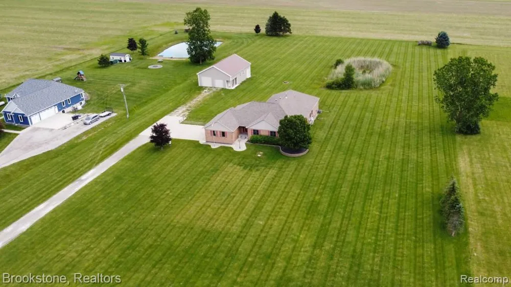75230 Cryderman Road Richmond Township, MI 48062