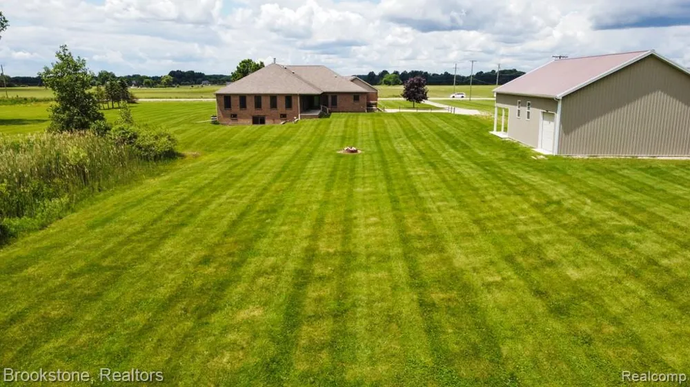 75230 Cryderman Road Richmond Township, MI 48062