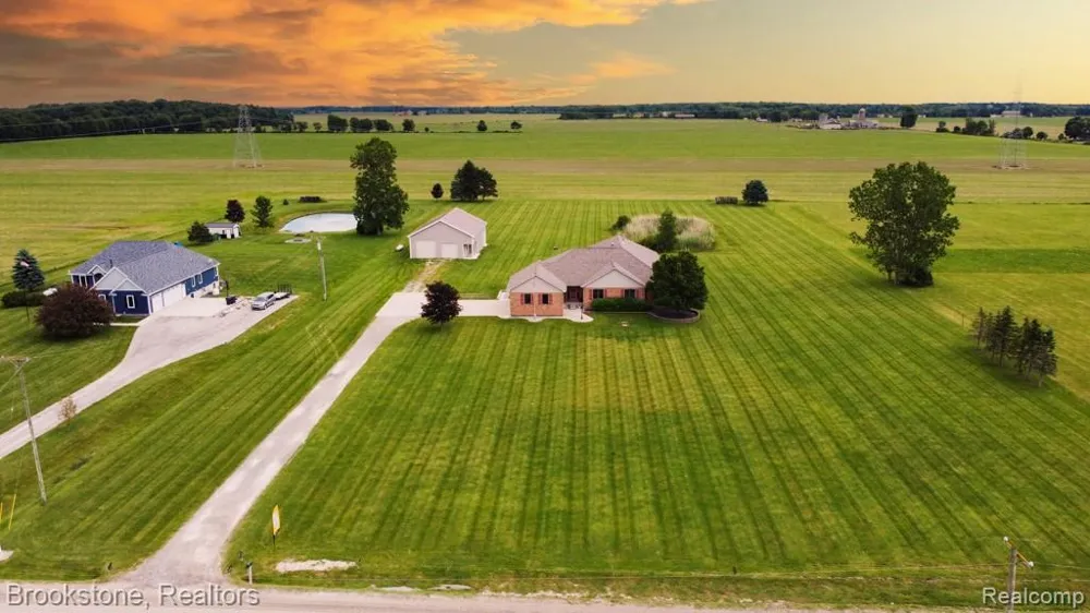 75230 Cryderman Road Richmond Township, MI 48062
