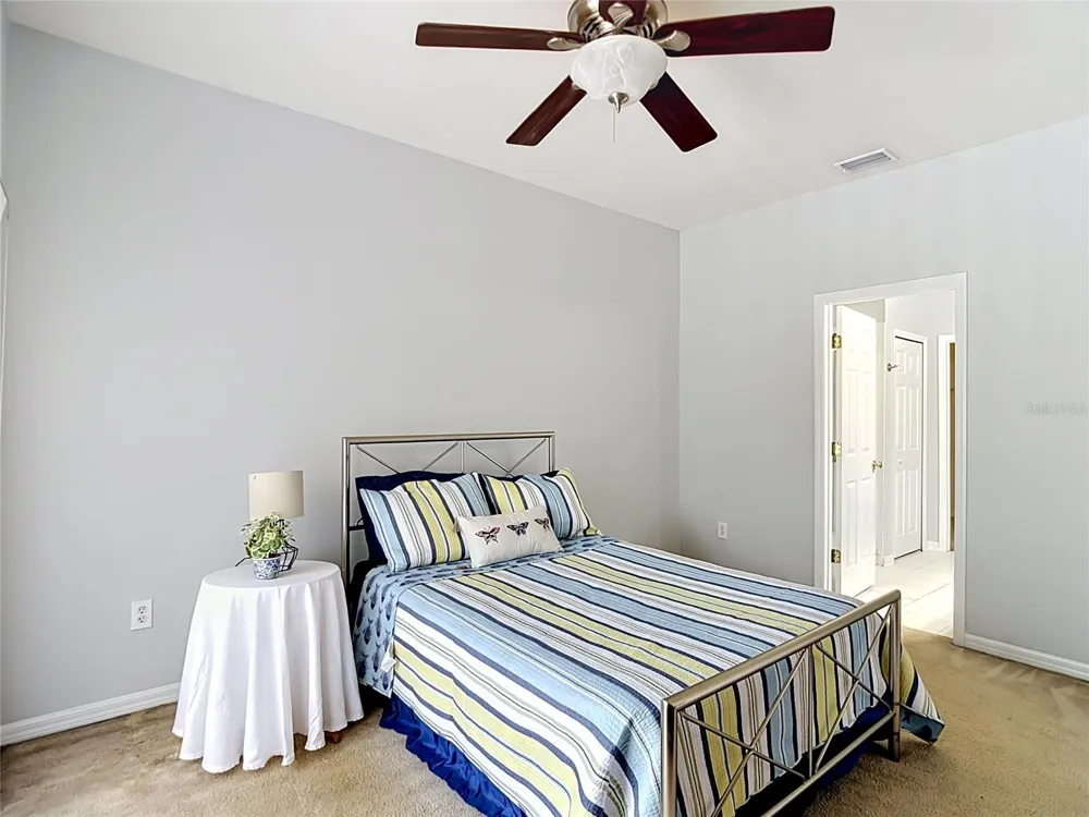 9502 W PARK VILLAGE DRIVE #108 Tampa, FL 33626